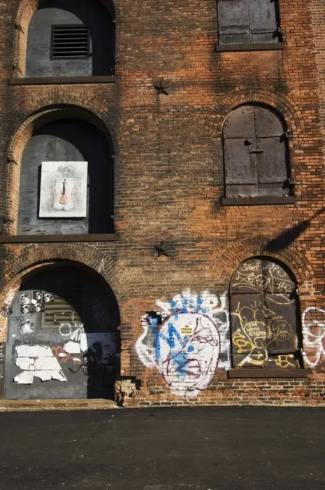 Framed Print : Derelict warehouses in the DUMBO Framed Print : Derelict warehouses in the DUMBO