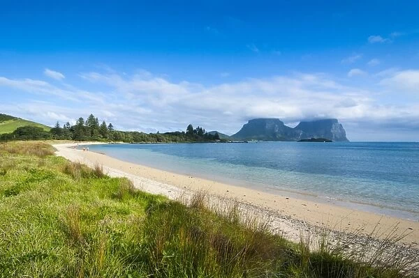 Deserted beach with Mount Lidgbird and Mount Gower in the background, Lord Howe Island, UNESCO World Heritage Site, Australia, Tasman Sea, Pacific