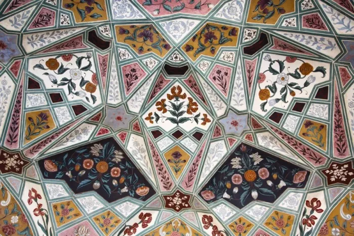 Framed Print : Detailed paintings on the ceiling, Amber Fort, near Jaipur, Rajasthan, India, Asia Framed Print : Detailed paintings on the ceiling, Amber Fort, near Jaipur, Rajasthan, India, Asia