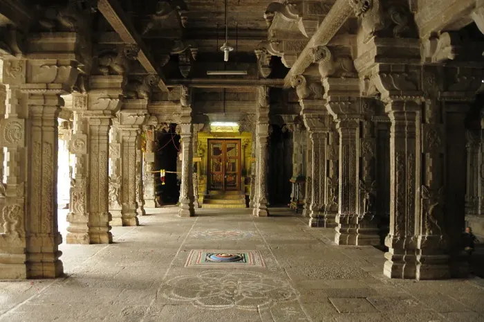 Framed Print : Devaraja Swami Temple, Hundred Pillared Mandapam, Kanchipuram, India, Asia Framed Print : Devaraja Swami Temple, Hundred Pillared Mandapam, Kanchipuram, India, Asia