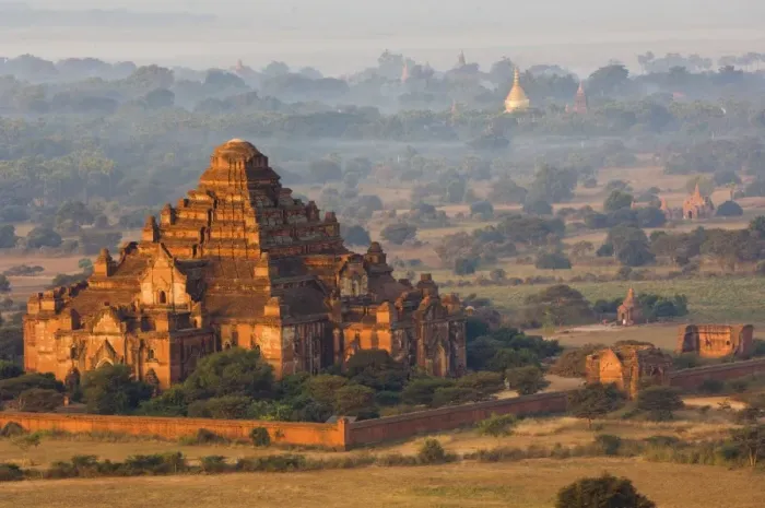 Framed Print : Dhammayangyi Pahto, Bagan (Pagan), Myanmar (Burma), Asia Framed Print : Dhammayangyi Pahto, Bagan (Pagan), Myanmar (Burma), Asia