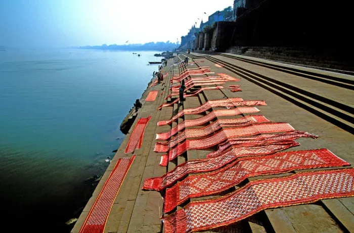 Framed Print : Dhobi Ghat, Varanasi, Uttar Pradesh, India, Asia Framed Print : Dhobi Ghat, Varanasi, Uttar Pradesh, India, Asia