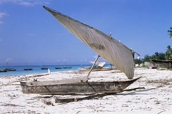 Dhow on the beach at Nungwi, island of Zanzibar, Tanzania, East Africa, Africa