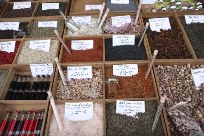 Framed Print : Different types of salt in a street market on the French Riviera, Provence Framed Print : Different types of salt in a street market on the French Riviera, Provence