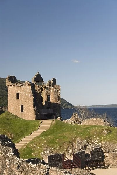 DMaca403. Castle Urquhart. Loch Ness, Highlands, Scotland, United Kingdom, Europe