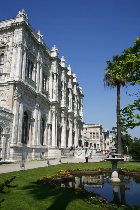 Framed Print : Dolmabahce Palace, Istanbul, Turkey, Europe Framed Print : Dolmabahce Palace, Istanbul, Turkey, Europe