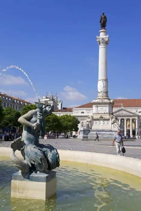 Framed Print : Dom Pedro Monument in the Rossio District, Lisbon, Portugal, Europe Framed Print : Dom Pedro Monument in the Rossio District, Lisbon, Portugal, Europe