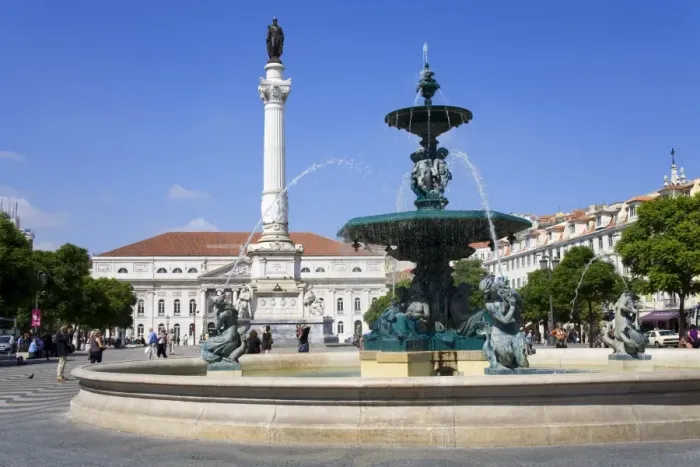 Framed Print : Dom Pedro Monument in the Rossio District, Lisbon, Portugal, Europe Framed Print : Dom Pedro Monument in the Rossio District, Lisbon, Portugal, Europe