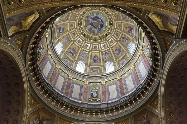 Dome, St. Stephens Basilica (Szent Istvan Bazilika), UNESCO World Heritage Site, Budapest, Hungary, Europe