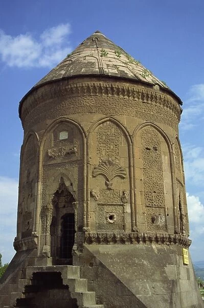 The Doner Kumbet (Rotating Tower), Kayseri, Anatolia, Turkey, Asia Minor, Eurasia