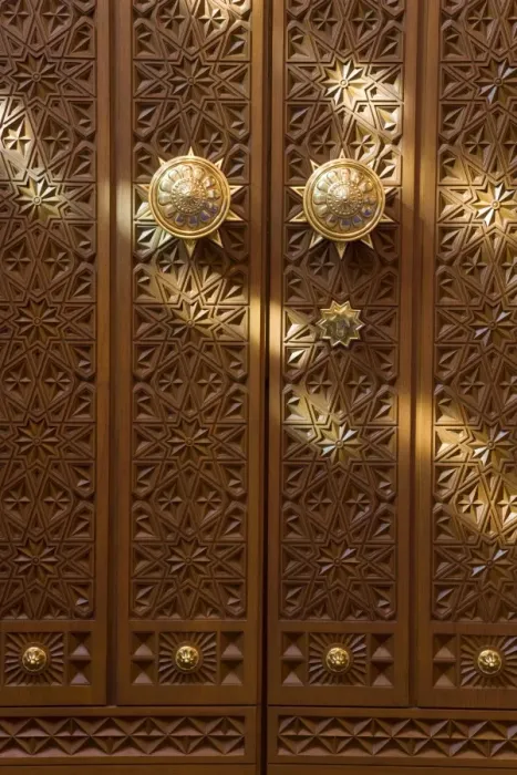 Framed Print : Detail of door inside the Sultan Qaboos Hall Framed Print : Detail of door inside the Sultan Qaboos Hall