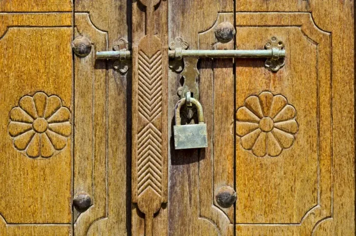 Framed Print : Detail of door and padlock, Bait Obaid al-Shamsi, a traditional house, Arts Area Framed Print : Detail of door and padlock, Bait Obaid al-Shamsi, a traditional house, Arts Area