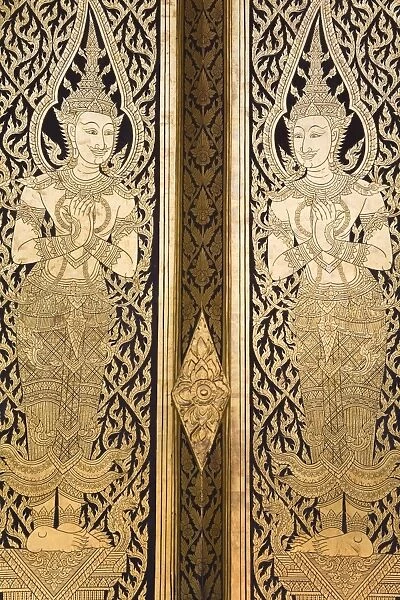 Door at Wat Pho Temple, Rattanakosin District, Bangkok, Thailand, Southeast Asia, Asia