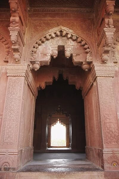 Doorway of Birbal Bhavan, Fatehpur Sikri, UNESCO World Heritage Site, Uttar Pradesh