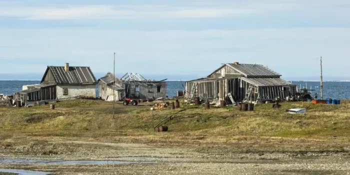 Framed Print : Doubtful Village, Wrangel Island, UNESCO World Heritage Site, Chuckchi Sea, Russian Far East, Russia, Europe Framed Print : Doubtful Village, Wrangel Island, UNESCO World Heritage Site, Chuckchi Sea, Russian Far East, Russia, Europe