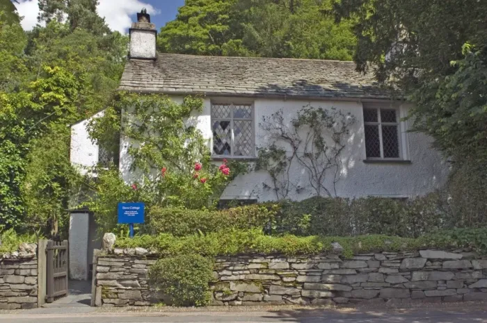 Framed Print : Dove Cottage, home of William Wordsworth from 1799 to 1808, Grasmere, Lake District National Park Framed Print : Dove Cottage, home of William Wordsworth from 1799 to 1808, Grasmere, Lake District National Park