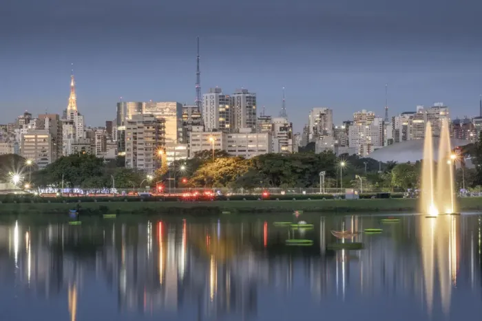 Framed Print : The downtown urban skyline reflected in Lago das Garcas lake at twilight, Ibirapuera Park, Sao Paulo, Brazil, South America Framed Print : The downtown urban skyline reflected in Lago das Garcas lake at twilight, Ibirapuera Park, Sao Paulo, Brazil, South America