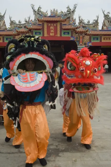 Framed Print : Dragon dance performers Framed Print : Dragon dance performers