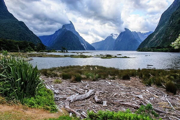 Dramatic clouds in Milford Sound, Fiordland National Park, UNESCO World Heritage Site, South Island, New Zealand, Pacific