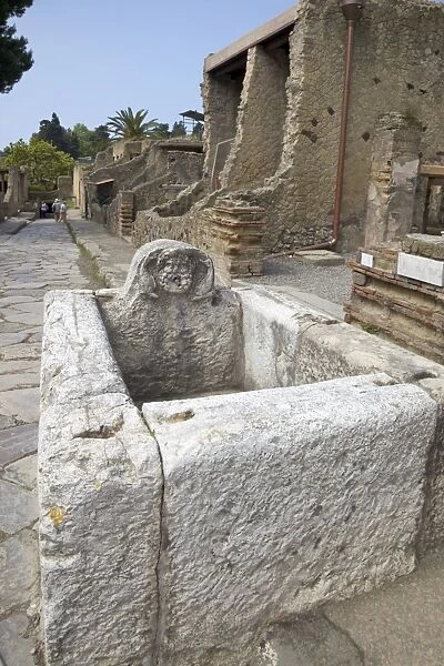 Drinking fountain on Cardo V, Herculaneum, UNESCO World Heritage Site, Campania