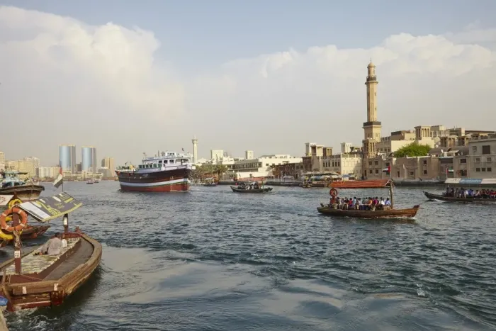 Framed Print : Dubai Creek, Dubai, United Arab Emirates, Middle East Framed Print : Dubai Creek, Dubai, United Arab Emirates, Middle East