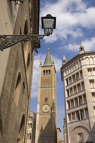 Duomo (Cathedral) and Baptistry, Parma, Emilia-Romagna, Italy, Europe