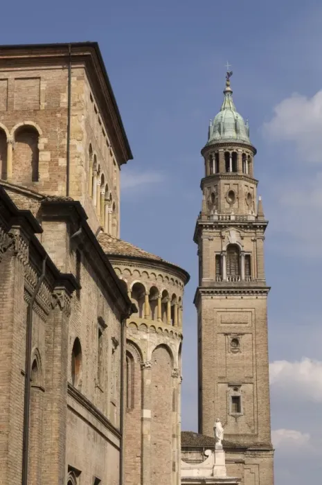 Framed Print : Duomo (Cathedral) and San Giovanni church Bell Tower, Parma, Emilia-Romagna Framed Print : Duomo (Cathedral) and San Giovanni church Bell Tower, Parma, Emilia-Romagna
