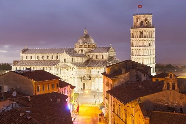 The Duomo di Pisa and the Leaning Tower, Piazza dei Miracoli, UNESCO World Heritage Site, Pisa, Tuscany, Italy, Europe