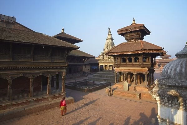 Durbar Square at dawn, Bhaktapur, UNESCO World Heritage Site, Kathmandu Valley, Nepal, Asia