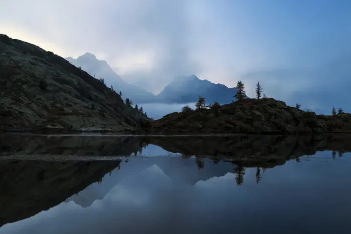 Framed Print : The dusk on Lake Vallette, Natural Park of Mont Avic, Valle d Aosta, Graian Alps Framed Print : The dusk on Lake Vallette, Natural Park of Mont Avic, Valle d Aosta, Graian Alps