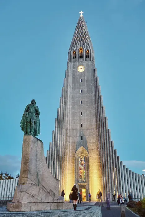 Framed Print : A dusk view of the spire of Hallgrimskirkja Church, fronted by a statue of Leifur Eriksson, founder of Iceland, in central Reykjavik, Iceland, Polar Regions Framed Print : A dusk view of the spire of Hallgrimskirkja Church, fronted by a statue of Leifur Eriksson, founder of Iceland, in central Reykjavik, Iceland, Polar Regions