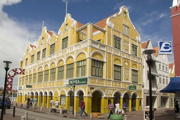 Dutch style buildings in the Punda central district, Willemstad, Curacao (Dutch Antilles)