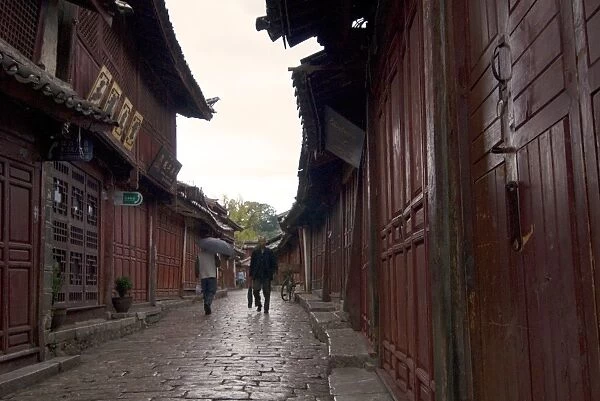 Early morning cobbled street, Lijiang old town, UNESCO World Heritage Site