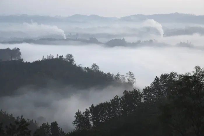 Framed Print : Early morning mist and smoke from brickworks in the valley over the jungle of Bandarban, Chittagong Division, Bangladesh, Asia Framed Print : Early morning mist and smoke from brickworks in the valley over the jungle of Bandarban, Chittagong Division, Bangladesh, Asia