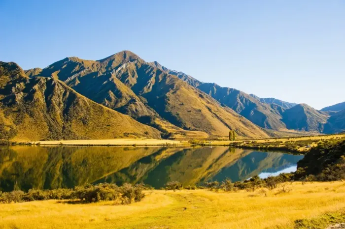 Framed Print : Early morning reflections at Lake Moke, Queenstown, Otago, South Island, New Zealand, Pacific Framed Print : Early morning reflections at Lake Moke, Queenstown, Otago, South Island, New Zealand, Pacific