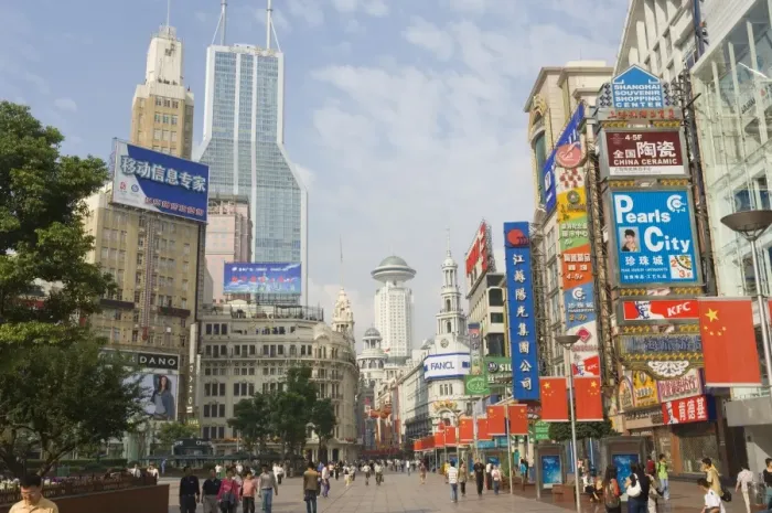 Framed Print : East Nanjing Pedestrian Street, Huangpu district, Shanghai, China, Asia Framed Print : East Nanjing Pedestrian Street, Huangpu district, Shanghai, China, Asia