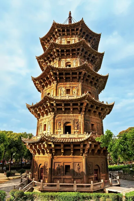 Framed Print : East Pagoda of Kaiyuan Temple, Quanzhou, Fujian Province, China Framed Print : East Pagoda of Kaiyuan Temple, Quanzhou, Fujian Province, China