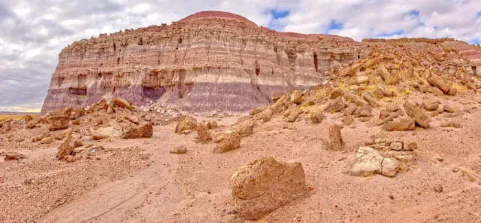 Framed Print : The eastern edge of the Clam Bed Mesa along the Red Basin Trail in Petrified Forest Framed Print : The eastern edge of the Clam Bed Mesa along the Red Basin Trail in Petrified Forest