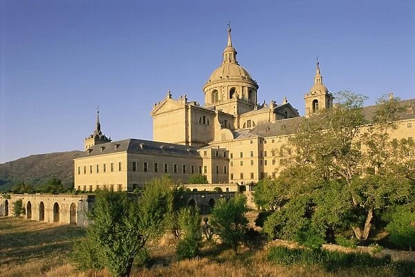 Eastern facade of the monastery palace of El Escorial