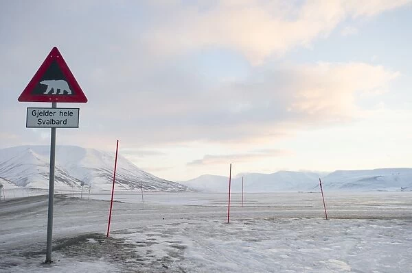 At the edge of the settlement signs warn visitors and tourists of the danger of polar bears, Svalbard, Arctic, Norway, Scandinavia, Europe