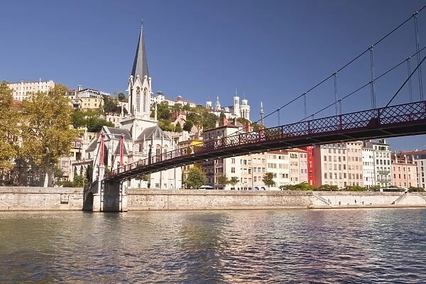 Eglise and Passerelle St. Georges over the River Saone, Vieux Lyon, Rhone, Rhone-Alpes, France, Europe
