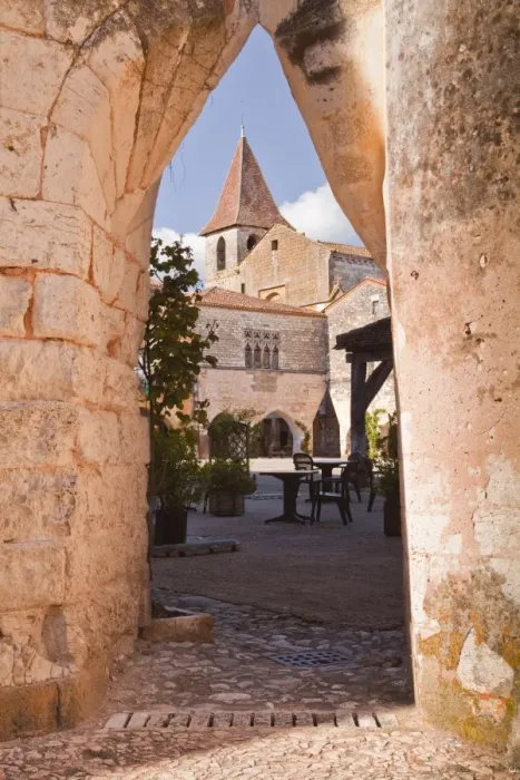 Framed Print : Eglise Saint Dominique in the village of Monpazier, one of the Beaux Villages de France, Dordogne, France, Europe Framed Print : Eglise Saint Dominique in the village of Monpazier, one of the Beaux Villages de France, Dordogne, France, Europe