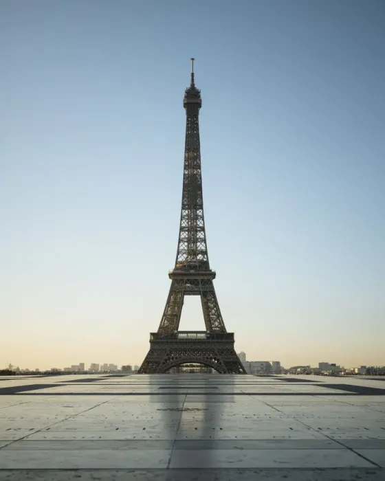Framed Print : Eiffel Tower, Palais de Chaillot, Paris, Ile-de-France, France, Europe Framed Print : Eiffel Tower, Palais de Chaillot, Paris, Ile-de-France, France, Europe