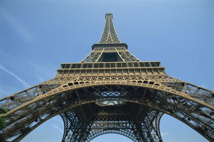 Framed Print : The Eiffel Tower, Paris, France, Europe Framed Print : The Eiffel Tower, Paris, France, Europe