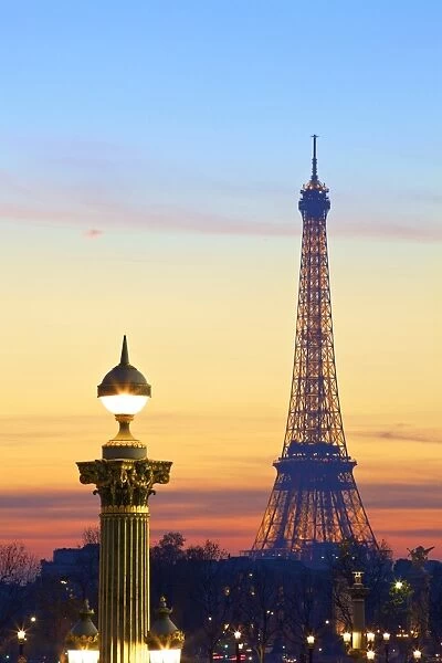 Eiffel Tower from Place de La Concorde, Paris, France, Europe