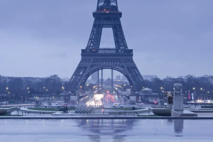 Framed Print : The Eiffel Tower under rain clouds, Paris, France, Europe Framed Print : The Eiffel Tower under rain clouds, Paris, France, Europe