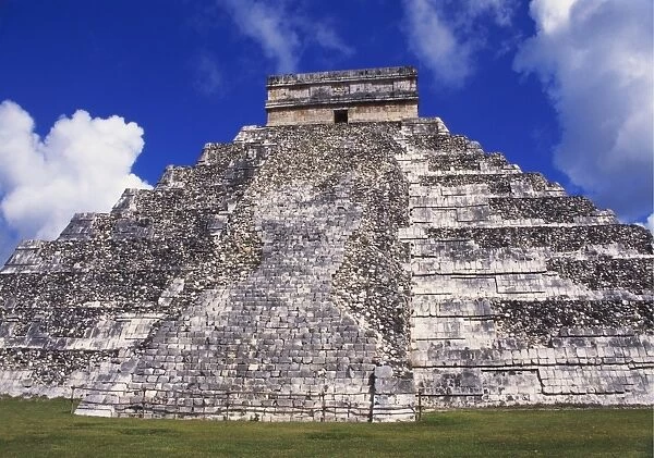 El Castillo, Chichen Itza, Yucatan, Mexico