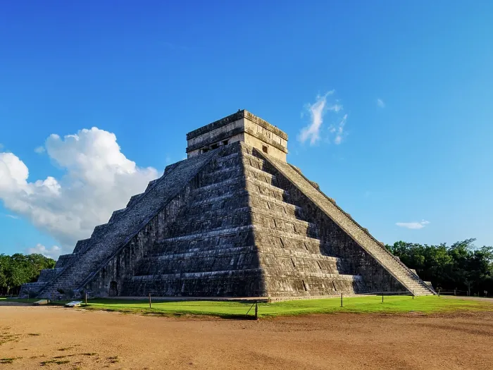 Framed Print : El Castillo or Temple of Kukulcan at sunset, Chichen Itza, Yucatan State, Mexico Framed Print : El Castillo or Temple of Kukulcan at sunset, Chichen Itza, Yucatan State, Mexico