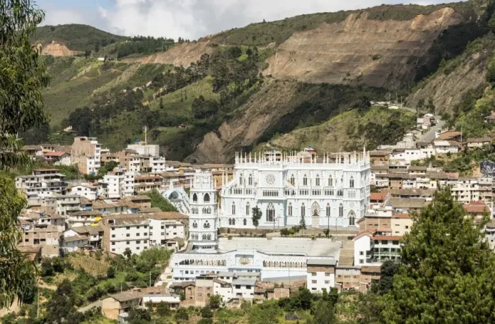 Framed Print : El Santuario de la Virgen del Cisne, in village of El Cisne, near Loja, Southern Highlands Framed Print : El Santuario de la Virgen del Cisne, in village of El Cisne, near Loja, Southern Highlands
