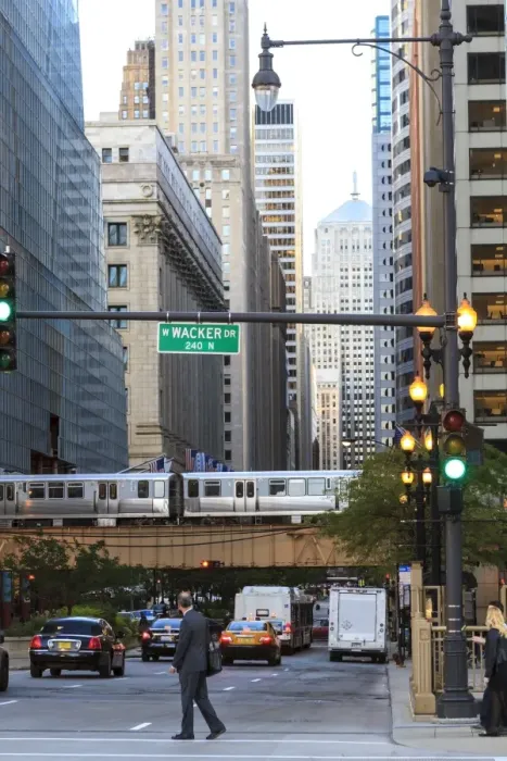 Framed Print : El train crossing North Clark Street, The Loop, Chicago, Illinois, United States of America, North America Framed Print : El train crossing North Clark Street, The Loop, Chicago, Illinois, United States of America, North America